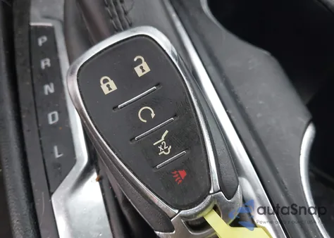 2020 Chevrolet Equinox Fwd 2Fl z USA, uszkodzony, nr VIN 2GNAXJEV5L6106490